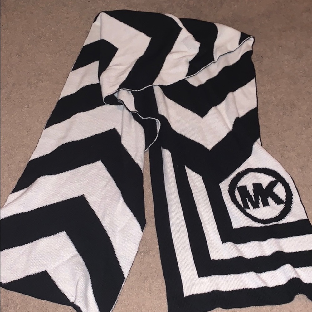 Michael Kors Scarf